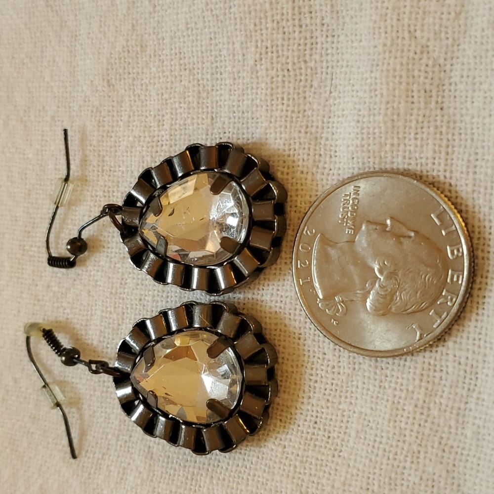 **Clearance** Earrings ❤️ 3 for $15